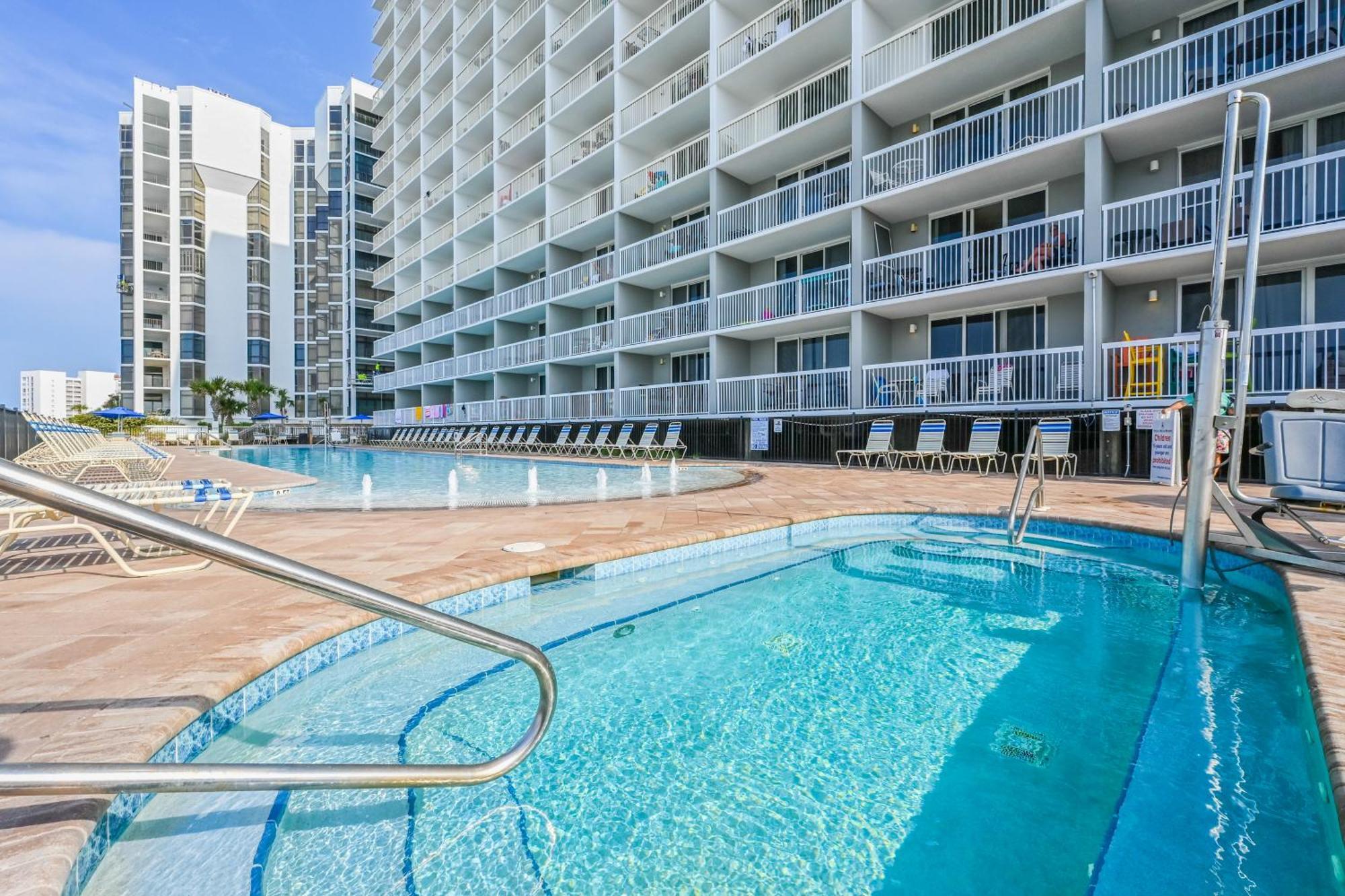 Pelican Beach Resort III 데스틴 객실 사진