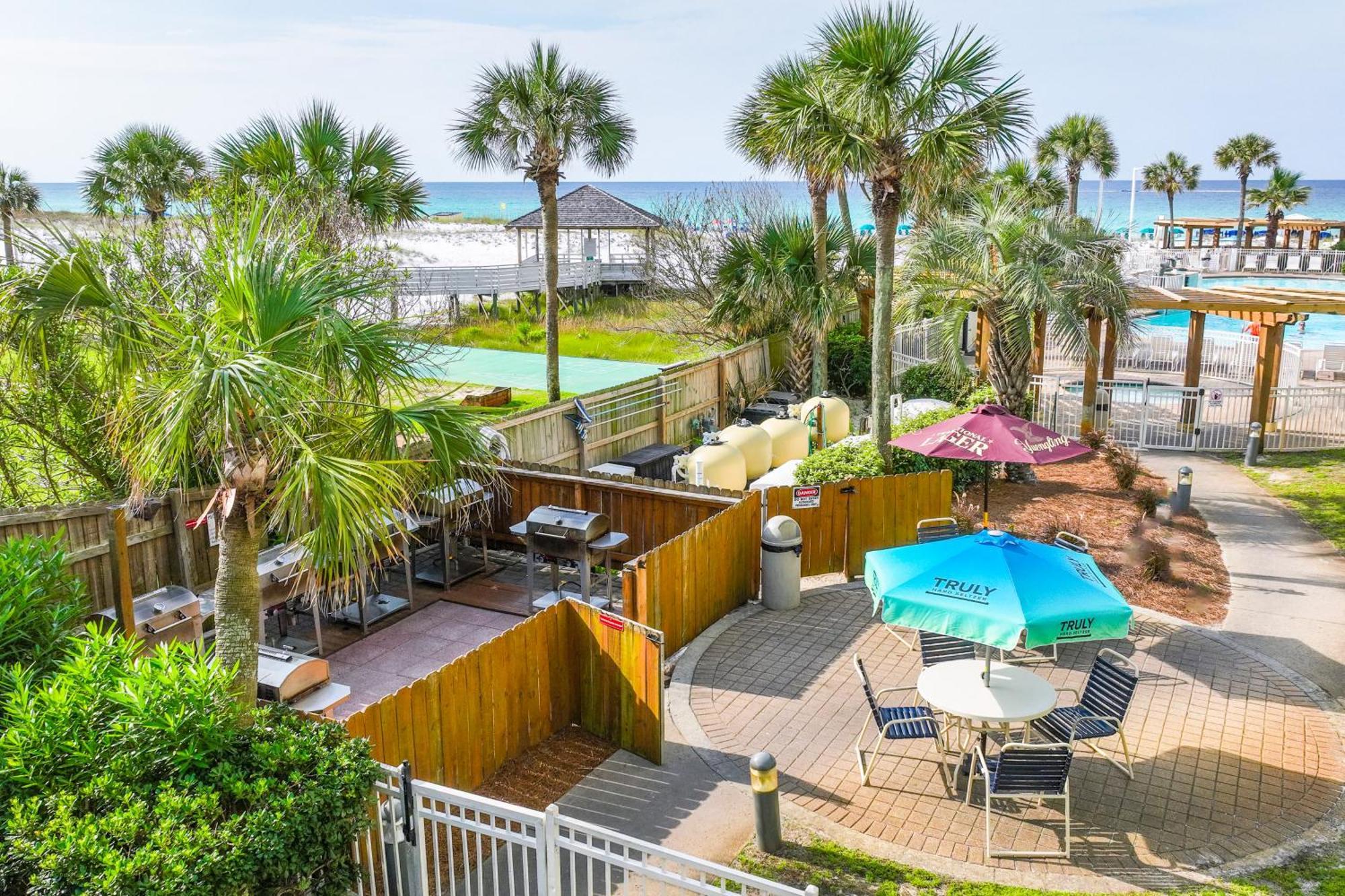 Pelican Beach Resort III 데스틴 객실 사진